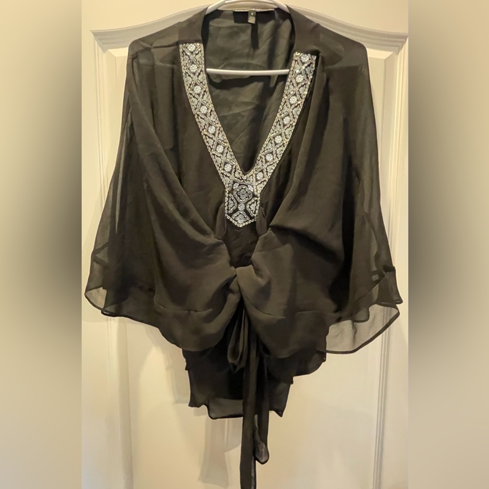 White House Black Market black top size medium